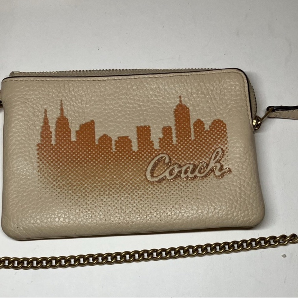 Coach Jennifer Lopez wallet